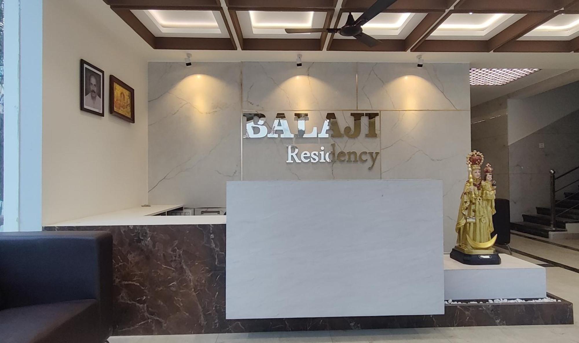 Balaji Residency Velánganni Kültér fotó